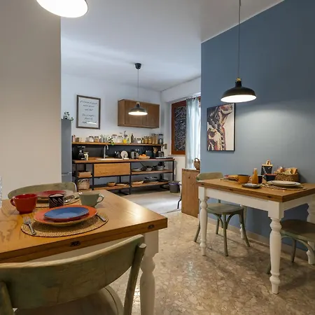 Appartamento House Putignani 181 Bari Esterno foto